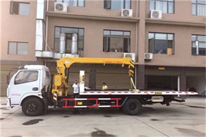 芷江附近汽车轮胎更换